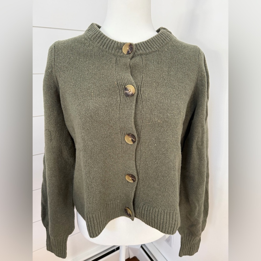 Gap Olive Button Down Cardigan with puff sleeves. Size Med. Good condition.